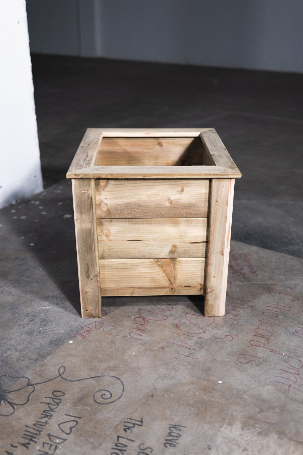 Foyle Planter - Large