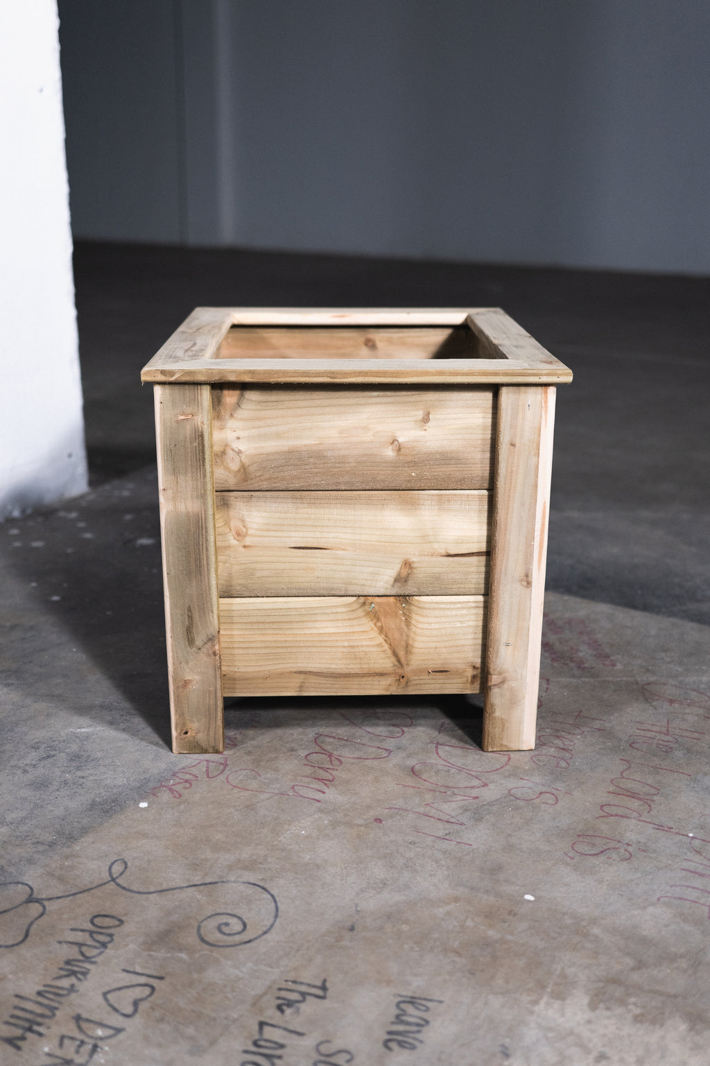 Foyle Planter - Large