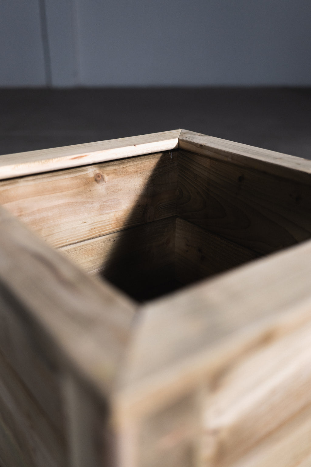Foyle Planter - Large