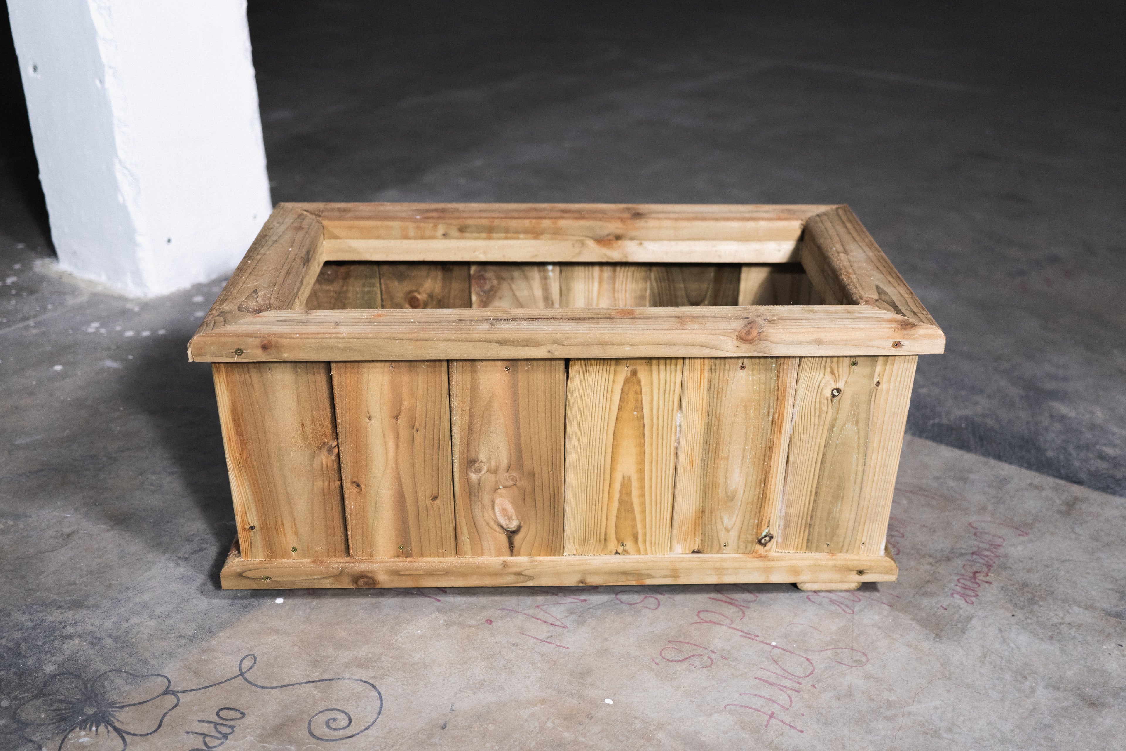Foyle Planter - Extra Large