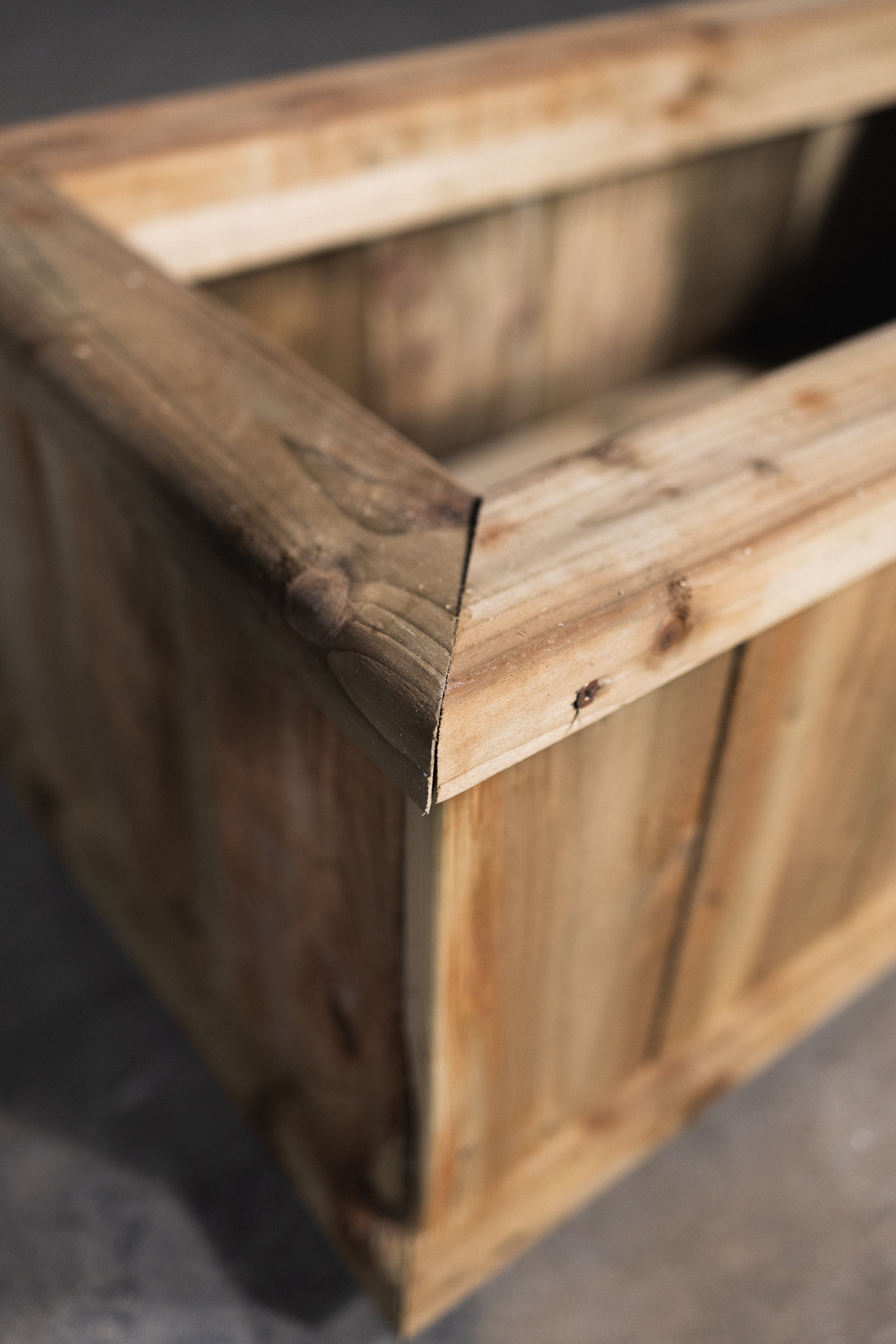 Foyle Planter - Extra Large