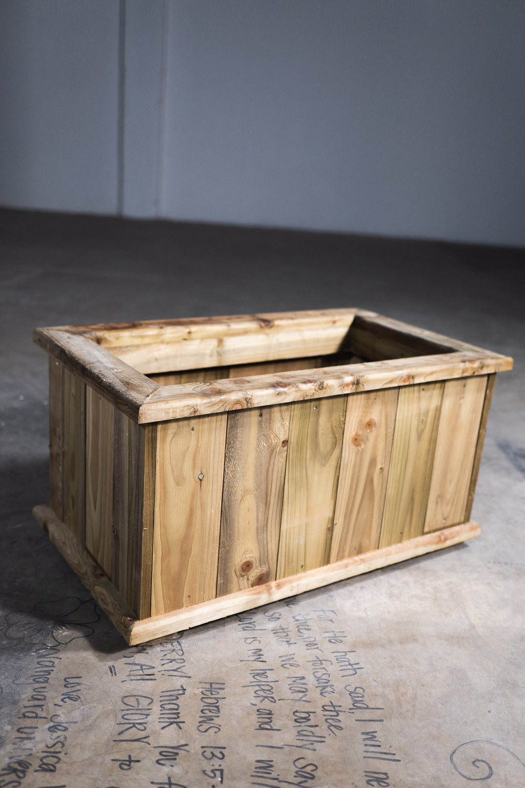 Foyle Planter - Estate Size